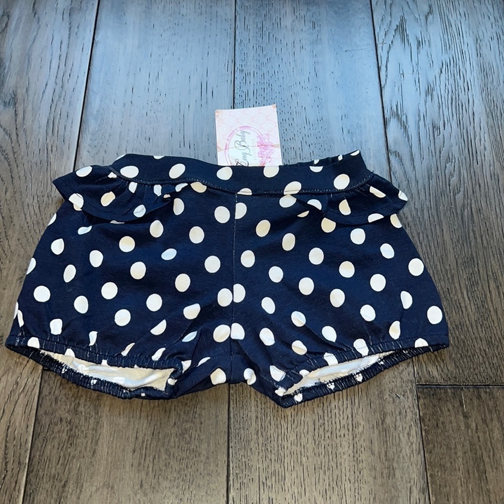 NWT Baby ruffle polkadot shorts